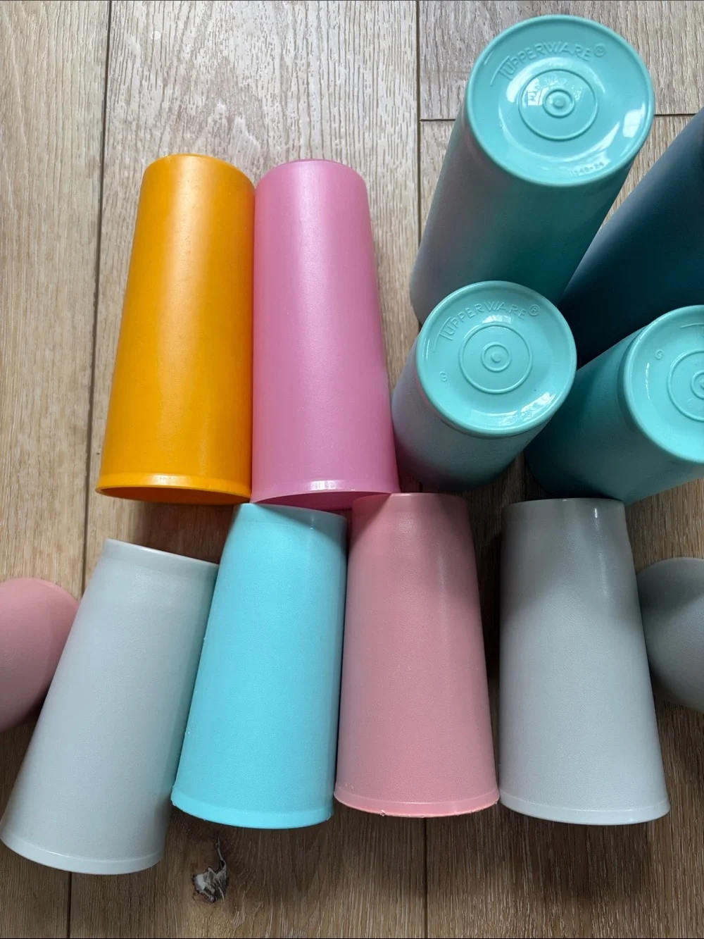 Vintage Tupperware Tumblers 12oz 16oz Lot of 12 Pastel Blue Gray Pink Cups